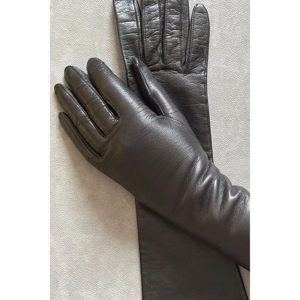 Vintage 1950s 1960s Black Leather Silk Lined Gloves Size 6 1/2 Made in USA